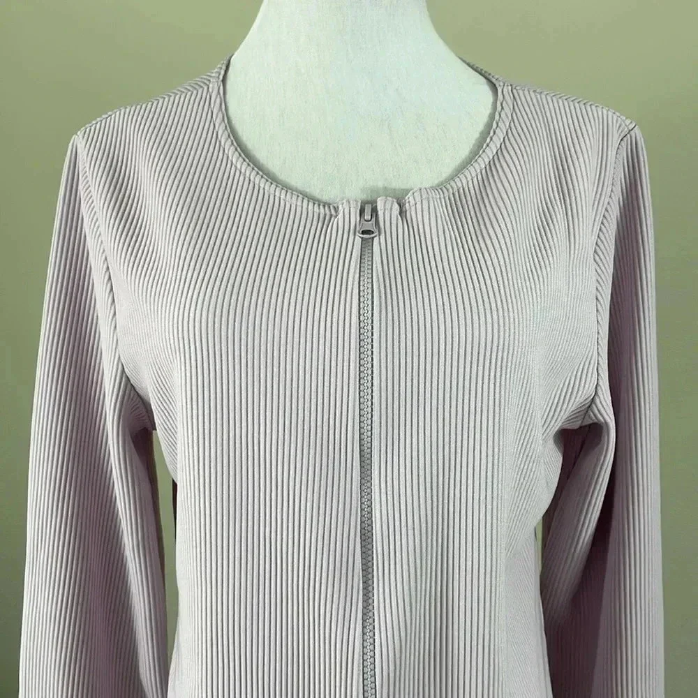 Pretty little thing size 8 light lilac zip‎ up jacket